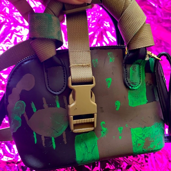 Custom 2NES handbag - Picture 2 of 4